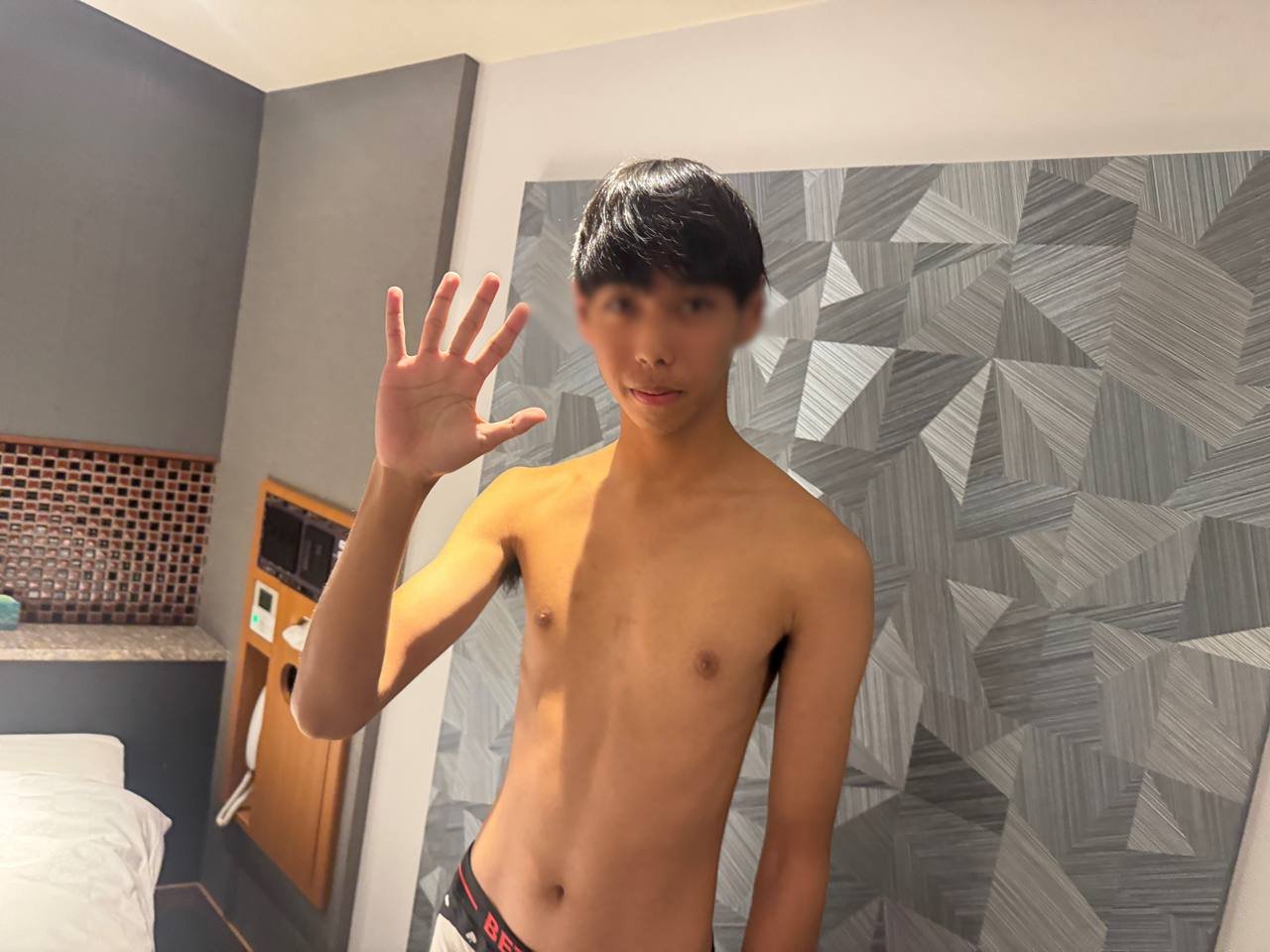 【18세】 너무 귀여워!　동안 얼굴 미남 첫 등장! ! 4K《하르코레》